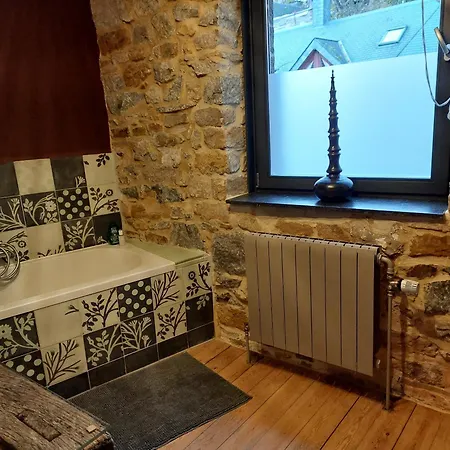 La Lune En Bulles Alojamento de Acomodação e Pequeno-almoço 3*